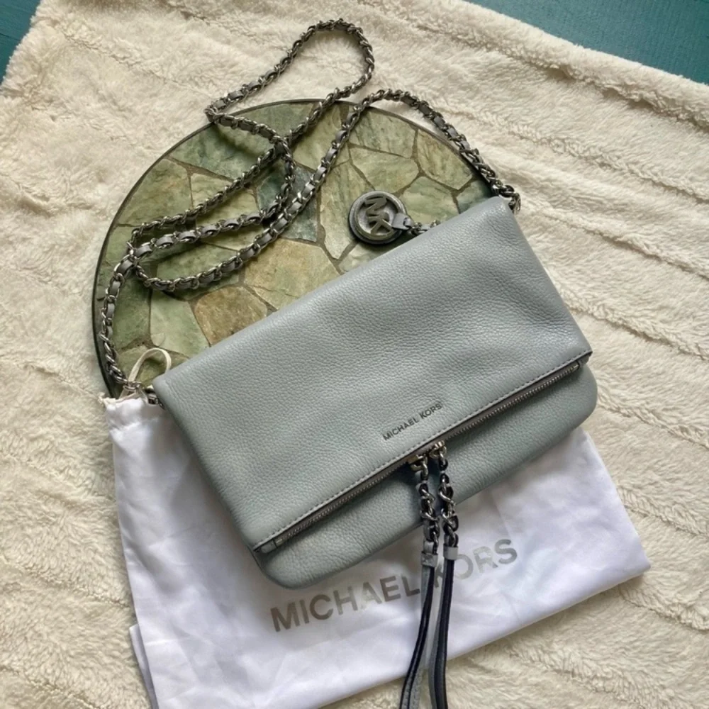 Michael Kors Corrine Crossbody Bag Dove Grey Leather - Picture 1 of 17